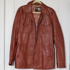 Vintage 1970s tan brown leather jacket. Size large Mens.
